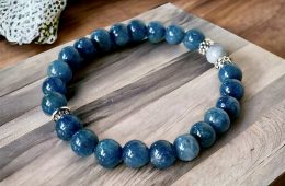 Bracelet de perles Apatite avec séparateur en acier inoxydable ‘’Positivité’’